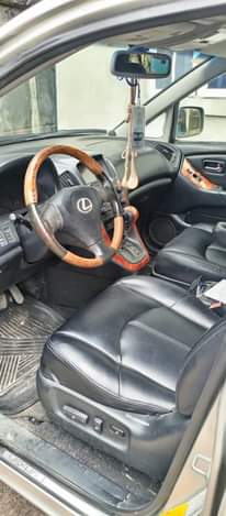 A picture of Very sound Lexus RX 300 Engine silent Gear untempered AC