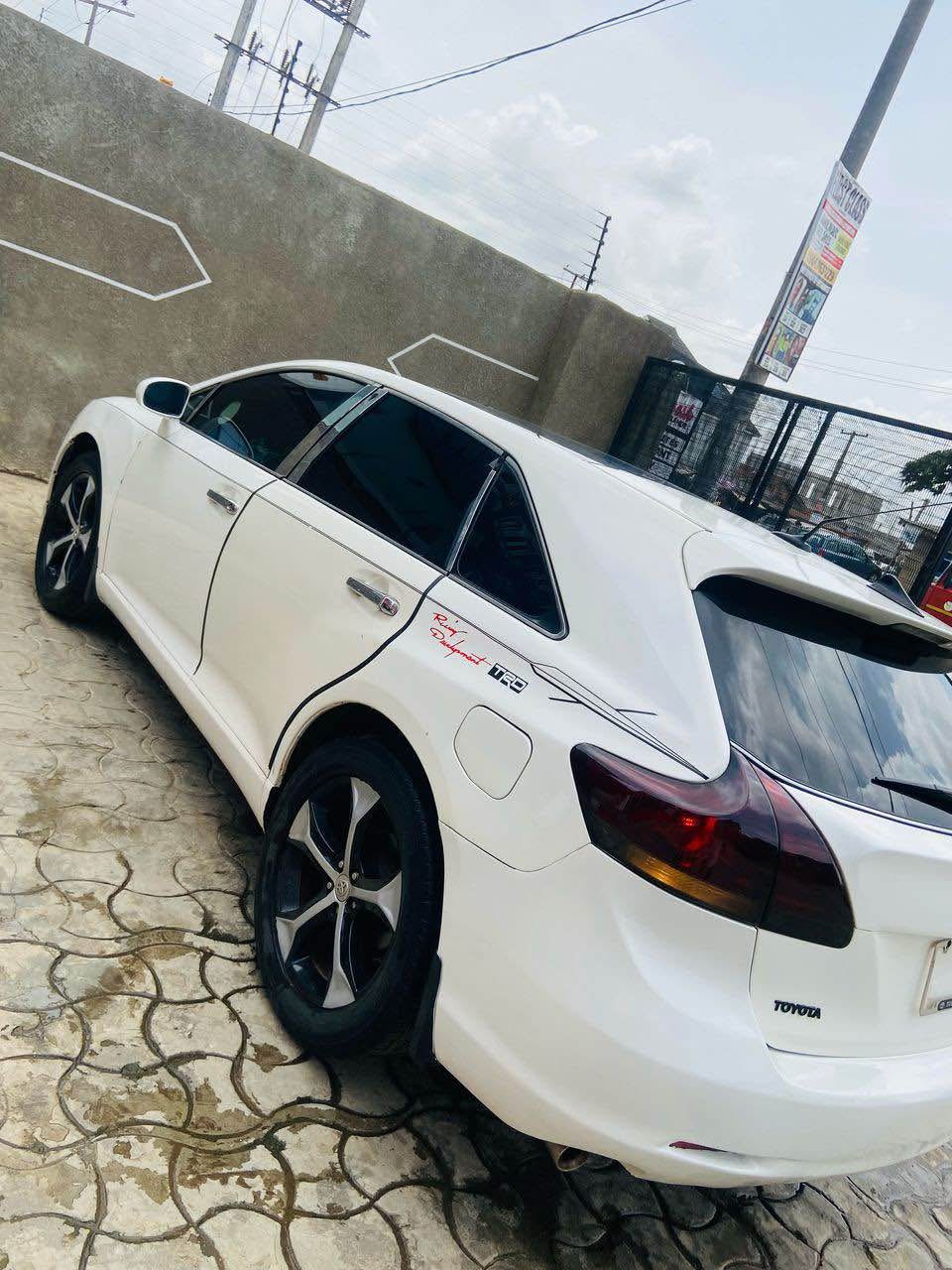A picture of Toyota Venza
