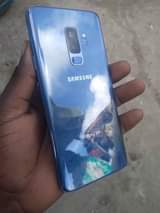 A picture of Samsung s9 Crek mbele juu pembeni kdg tu Gb64 Ram6