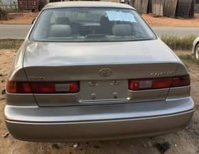 A picture of Danny Yung Smarts Autos Neat Toyota Camry 99 Very Sound