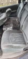 A picture of 2002 Small Car