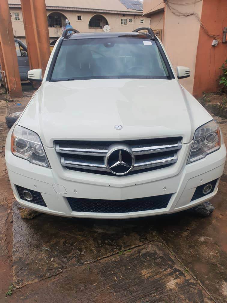 A picture of 2010 Mercedes GLK