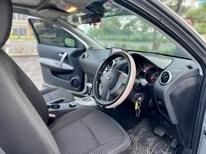 A picture of 2009 NISSAN DUALIS OLD MODEL Automatic