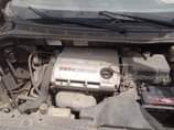 A picture of Toyota Sienna 05 Engine 100 Gear 50 needs attention 1