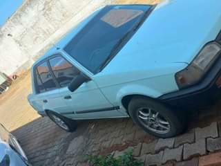 mazda 323