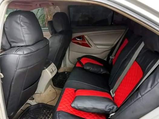 A picture of 010 Toyota spider with silent Engine and smooth Gear transmission