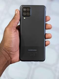 A picture of SAMSUNG A12