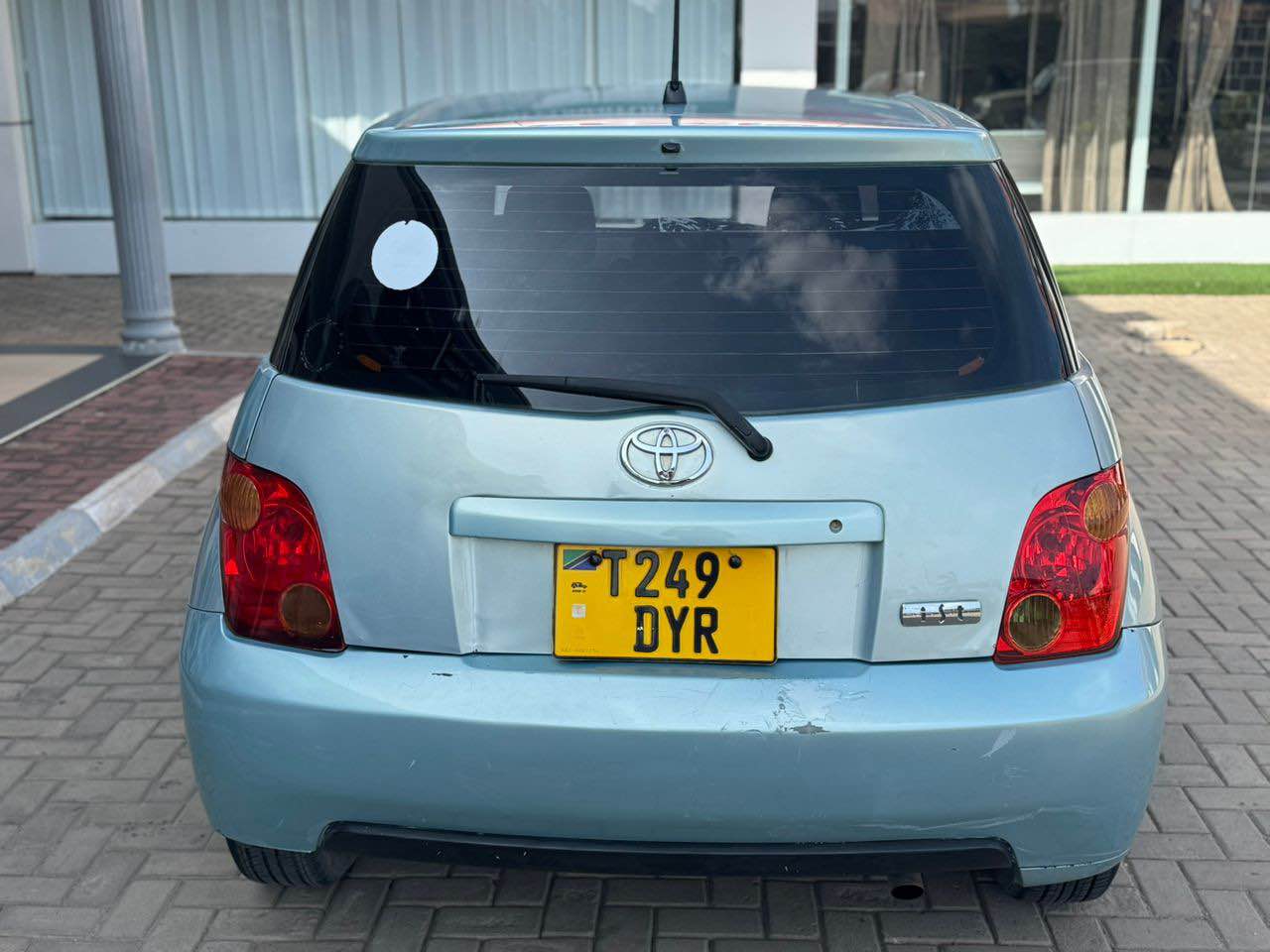 A picture of Toyota Ist
