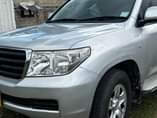 A picture of TOYOTA LAND CRUISER V 8 1VD FTV Price 75M Manual