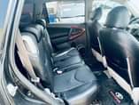 A picture of 07 Toyota RAV4