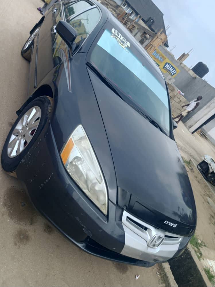 A picture of Honda Accord 06