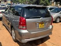 A picture of TOYOTA WISH 2008