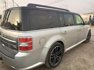 A picture of Ford FLEX 2014 Silver 08032534466