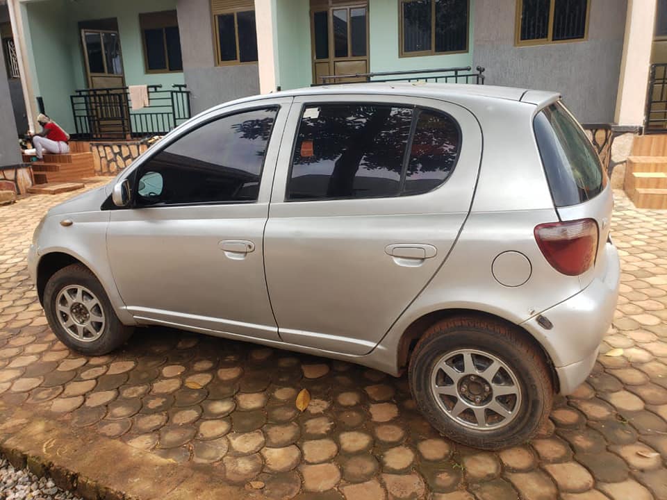 A picture of VITZ 7 5 CALL 0701488581 WHAT S APP 0776417404