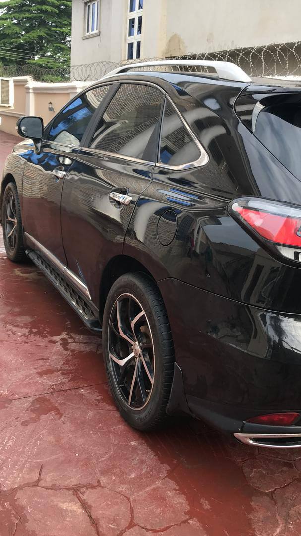 A picture of Distress 013 to 015 Lexus RS350