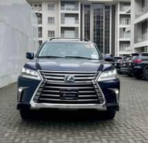 A picture of LX570 Toks 2017
