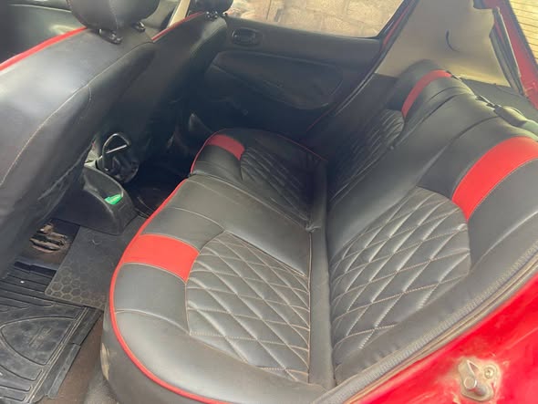 A picture of Peugeot 206