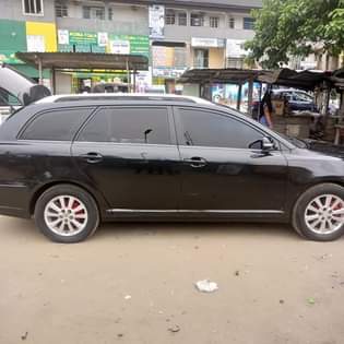 A picture of Toyota avensis