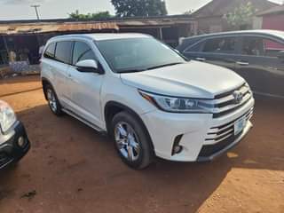 A picture of Unregistered Toyota highlander 2014
