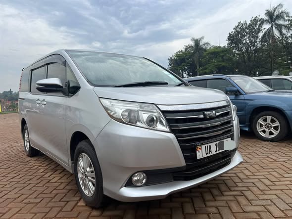 used toyota noah