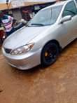 A picture of Camry 06