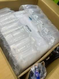 A picture of projector Epson EB 992F