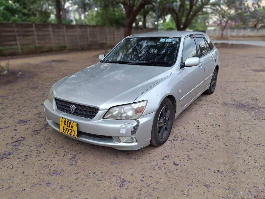 used toyota altezza