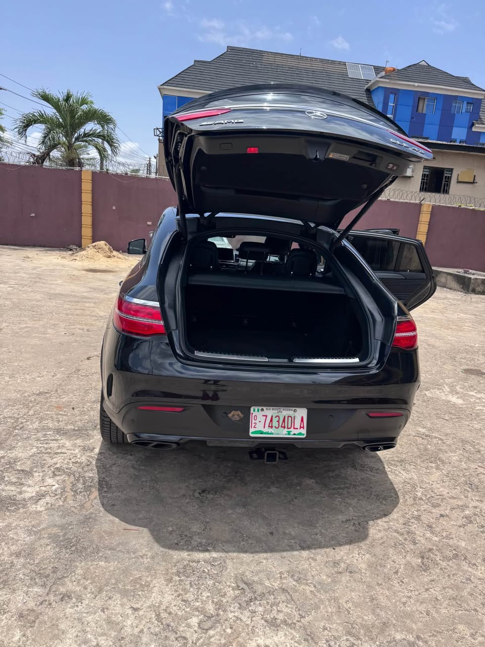 A picture of Benz GLE 43 AMG