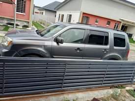A picture of Honda pilot 2009 first body