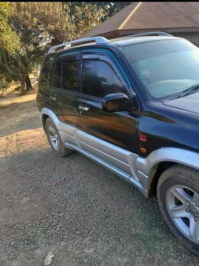 A picture of Suzuki escudo on sale 0685136087