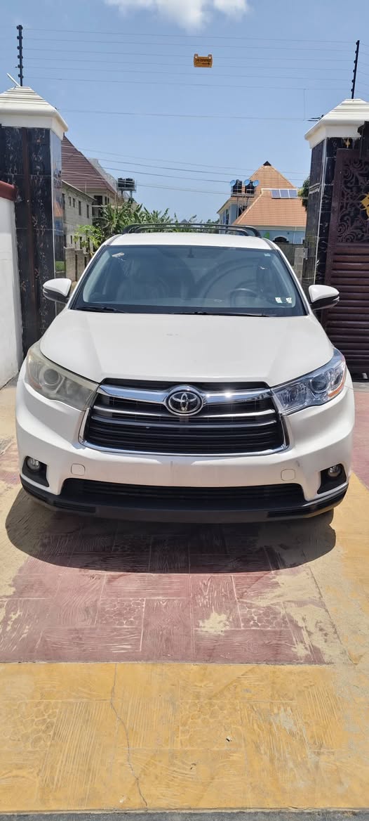 A picture of 2015 Toyota Highlander