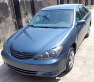 A picture of 2004 Toyota Camry