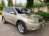 A picture of Rav4 2008
