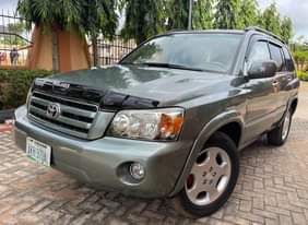 A picture of 2005 TOYOTA HIGHLANDER IS AVAILABLE Engine Gear box Ac shilling