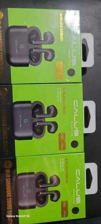 A picture of Earbuds pods