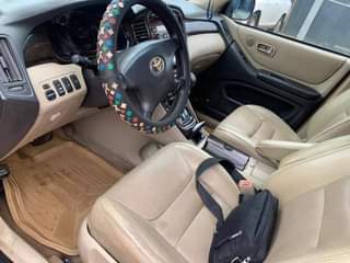 A picture of 2004 Toyota Highlander
