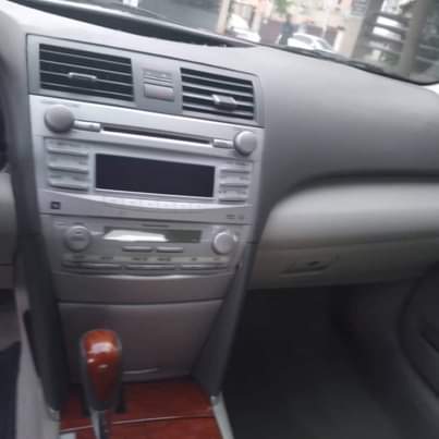 A picture of 2011 Toyota Toyota Camry XLE Foreign