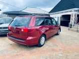 A picture of 2008 Toyota Sienna