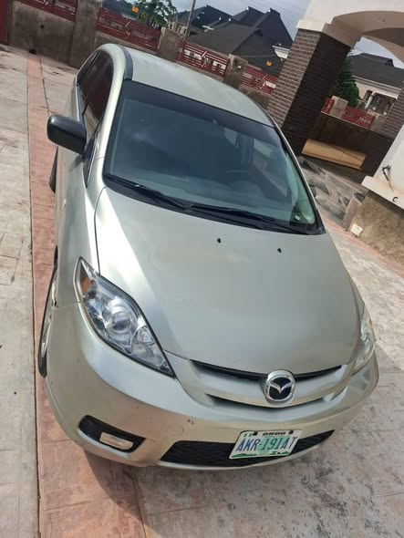 A picture of Nigeria used Mazda 2005