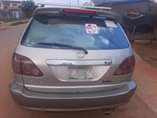 A picture of Clean Lexus Rx 300