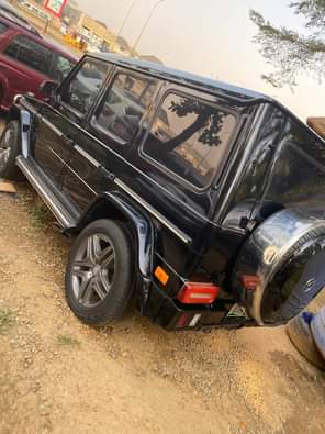 A picture of FULLY ARMORED BULLETPROOF 2010 GWAGON 15M NET PRICE ABUJA 08136543220