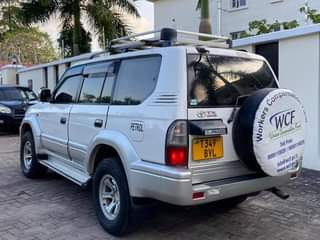 A picture of TOYOTA PRADO INAUZWA GARI NZURI