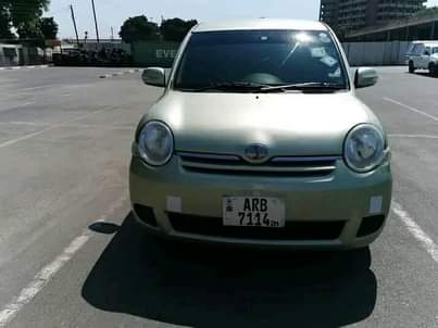 toyota sienta