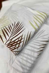 A picture of 100 cotton bedsheets