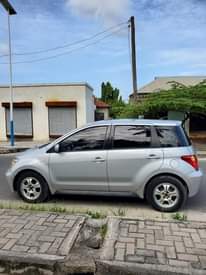 A picture of Toyota ist mpya sana cc 1290 mileage 66k haina tatizo