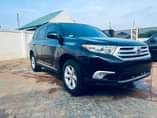 A picture of Registered 2009 Toyota Highlander upgraded to 2012 model