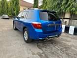 A picture of SUPER CLEAN 2008 TOYOTA HIGHLANDER PRICE IS 5 7M OWNER