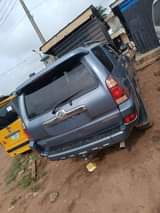 A picture of 05 Toyota Highlander