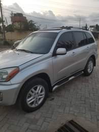 A picture of Super sound RAV4 4plugs 2005m with untempered engine and gear