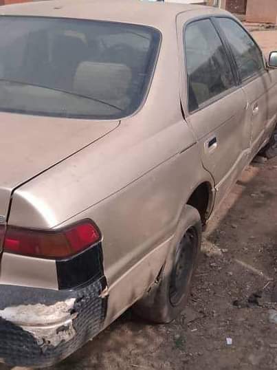 A picture of 2001 TOYOTA CAMRY TOYOTA